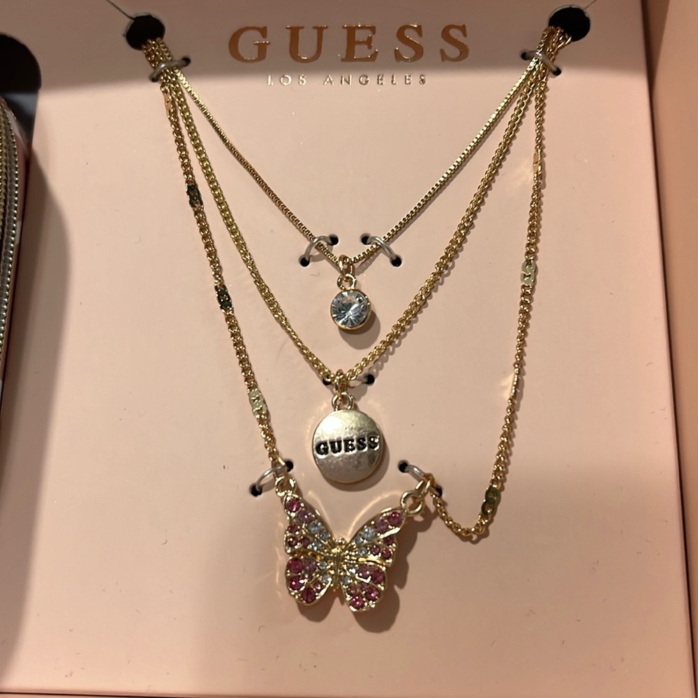 Guess Signature Rhinestone Butterfly Travel Jewelry Set - Picture 2 of 5
